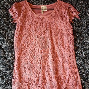 Size Large Simply Irresistible Shirt